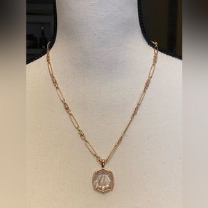 Kendra Scott Davis Rose Gold Pendant Necklace; BNWOT; Perfect condition.